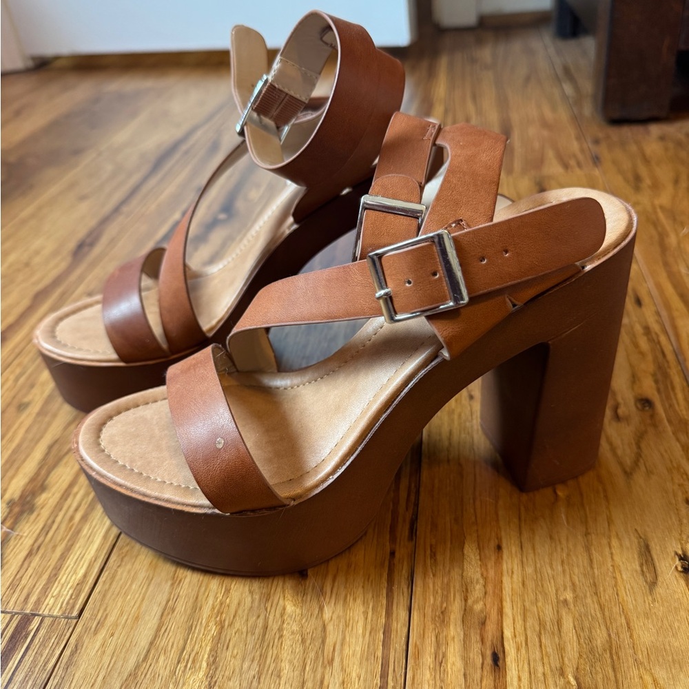 Women’s Brown Platform Block Heel Sandals